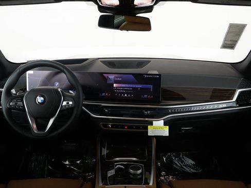 New 2026 BMW X5 xDrive40i AWD/4WD image 4