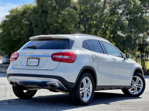 Used 2015 Mercedes-Benz GLA 250 4MATIC w/ Premium Package image 7