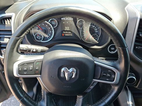 Certified 2023 RAM 1500 Big Horn AWD/4WD image 16