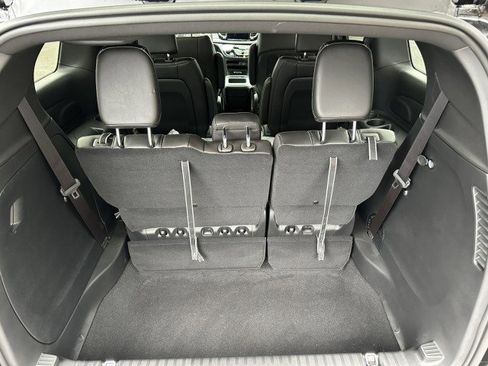 New 2026 Chrysler Pacifica Select image 10