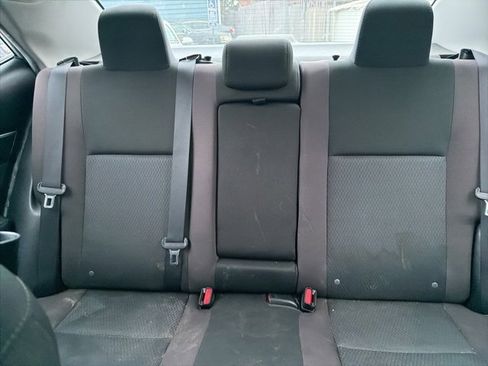 Used 2017 Toyota Corolla L image 9