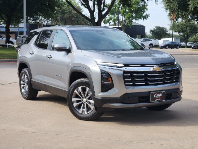 Used 2026 Chevrolet Equinox LT FWD image 2