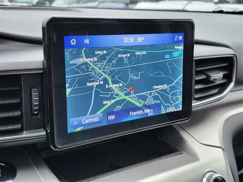 Certified 2022 Ford Explorer XLT w/ Equipment Group 202A image 21