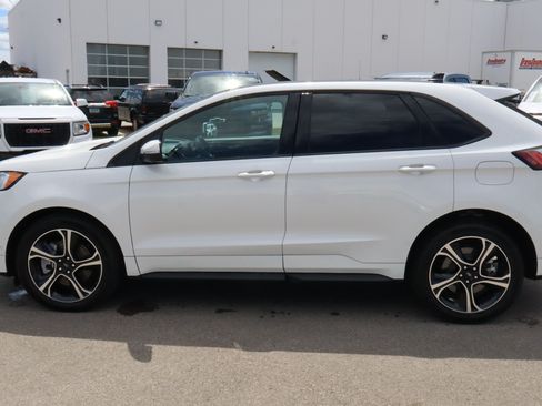 Used 2021 Ford Edge ST w/ Equipment Group 401A AWD/4WD image 4