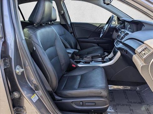 Used 2015 Honda Accord EX-L image 22