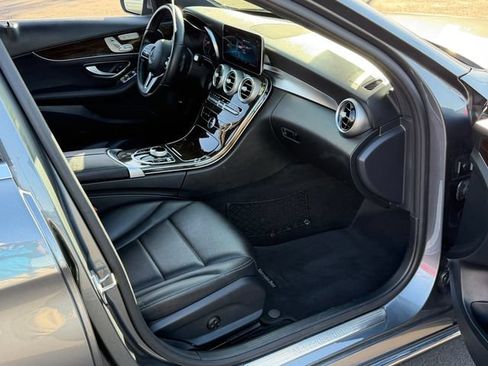 Used 2020 Mercedes-Benz C 300 Sedan image 27