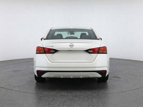 Used 2025 Nissan Altima 2.5 SV image 7