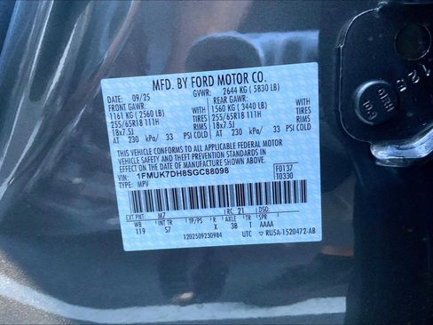 New 2025 Ford Explorer Active w/ Active Comfort Package image 18