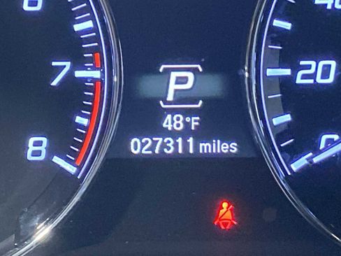 Used 2014 Acura RLX Tech Pkg image 18