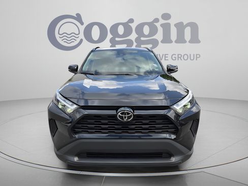 Used 2024 Toyota RAV4 XLE FWD image 8