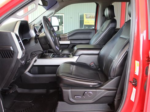 Used 2019 Ford F250 Lariat w/ Lariat Value Package AWD/4WD image 28