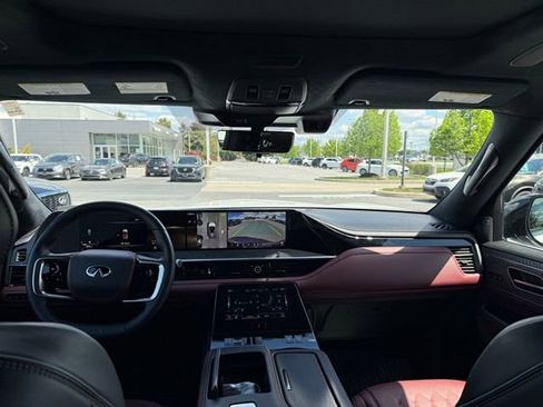 Certified 2025 INFINITI QX80 Autograph w/ Premium Cargo Package AWD/4WD image 4