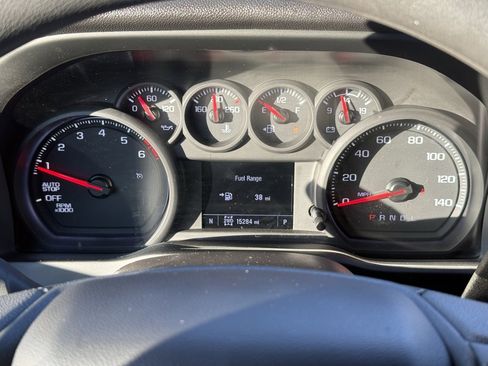 Used 2024 Chevrolet Silverado 1500 Custom image 8