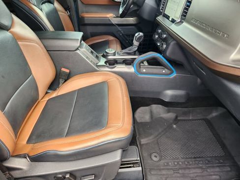 Used 2021 Ford Bronco Outer Banks w/ Sasquatch Package AWD/4WD image 14