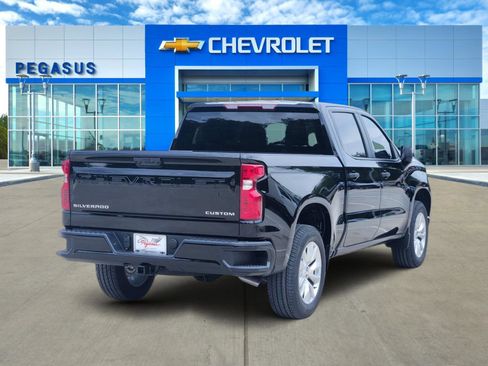 New 2026 Chevrolet Silverado 1500 Custom RWD image 5