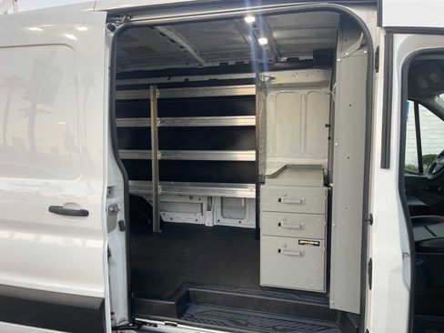 Used 2023 Ford Transit 150 Medium Roof AWD image 13