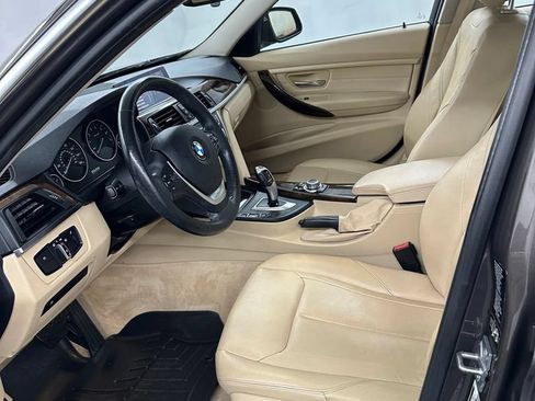 Used 2013 BMW 328i xDrive Sedan AWD/4WD image 11