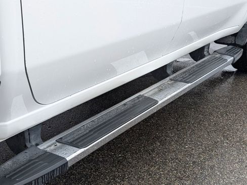 Used 2024 Chevrolet Silverado 2500 LT image 31