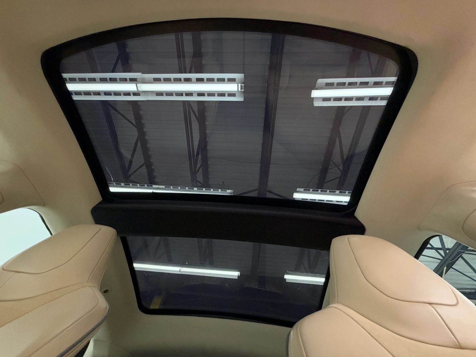 Used 2012 Tesla Model S Performance RWD image 36