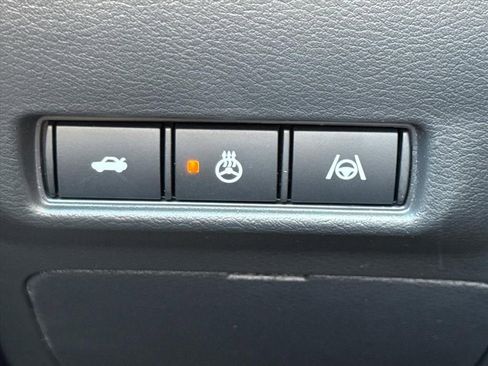 New 2026 Nissan Sentra SR FWD image 17