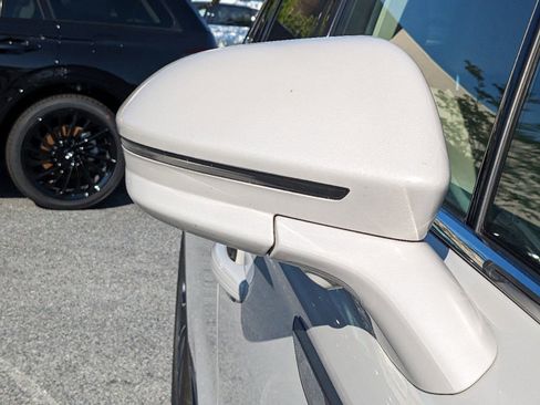 Certified 2023 Lincoln Nautilus Reserve w/ Equipment Group 201A image 12