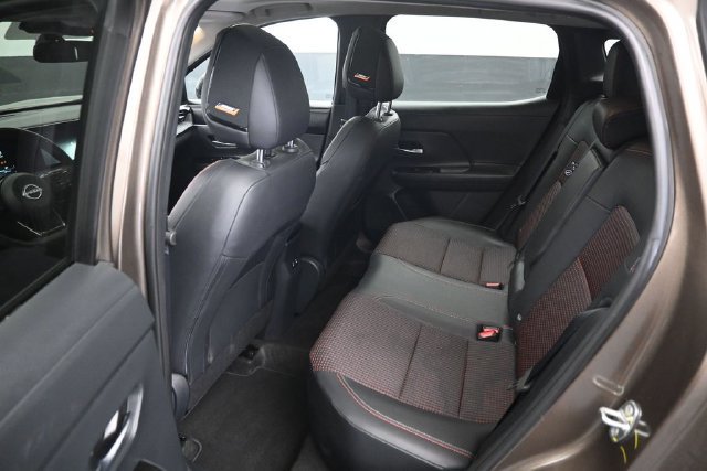Certified 2026 Nissan Kicks SR w/ SR Premium Package AWD/4WD image 10
