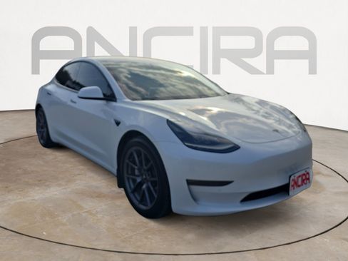 Used 2021 Tesla Model 3 Long Range image 3