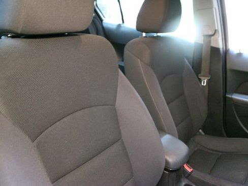 Used 2015 Chevrolet Cruze LT FWD image 11