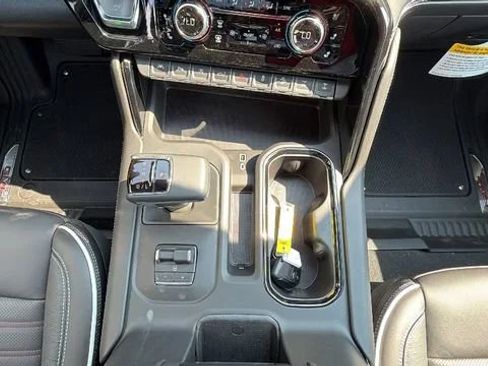 New 2026 GMC Sierra 1500 AT4X AWD/4WD image 23