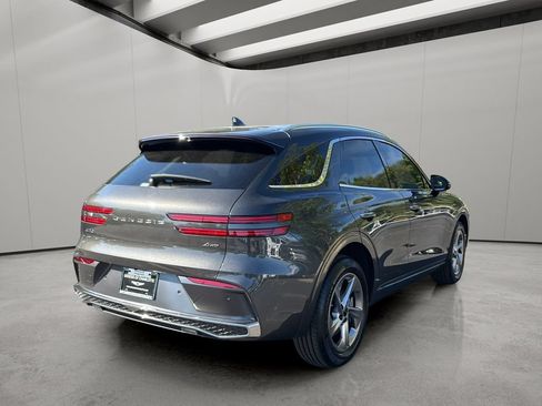 Certified 2026 Genesis GV70 2.5T AWD/4WD image 5