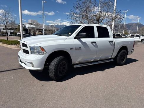 Used 2016 RAM 1500 Express w/ Popular Equipment Group AWD/4WD image 3