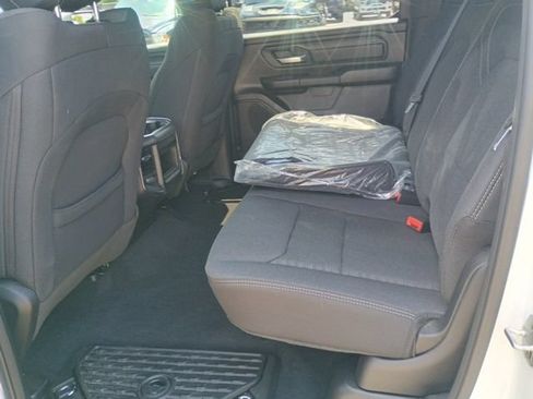 Used 2026 RAM 1500 Express AWD/4WD image 20