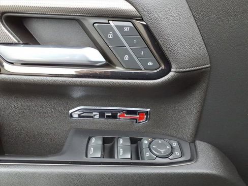 Used 2023 GMC Sierra 1500 AT4 w/ AT4 Premium Package AWD/4WD image 29