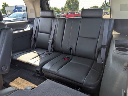 Used 2012 Chevrolet Tahoe LTZ AWD/4WD image 17