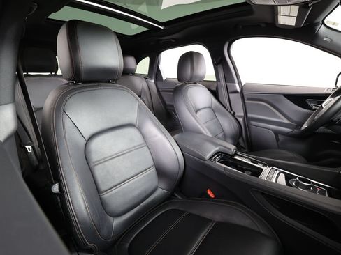 Used 2018 Jaguar F-PACE Prestige AWD/4WD image 25