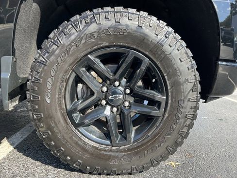 Used 2022 Chevrolet Silverado 1500 LT Trail Boss w/ Protection Package image 40