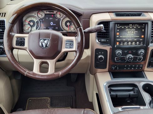 Used 2016 RAM 2500 Longhorn w/ Convenience Group image 29