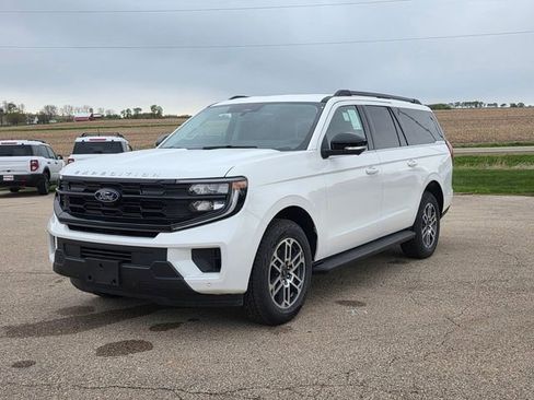 New 2026 Ford Expedition Max Active AWD/4WD image 6