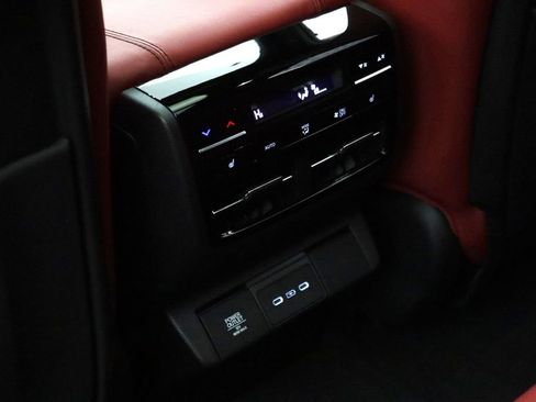 Used 2025 Acura MDX A-Spec image 9