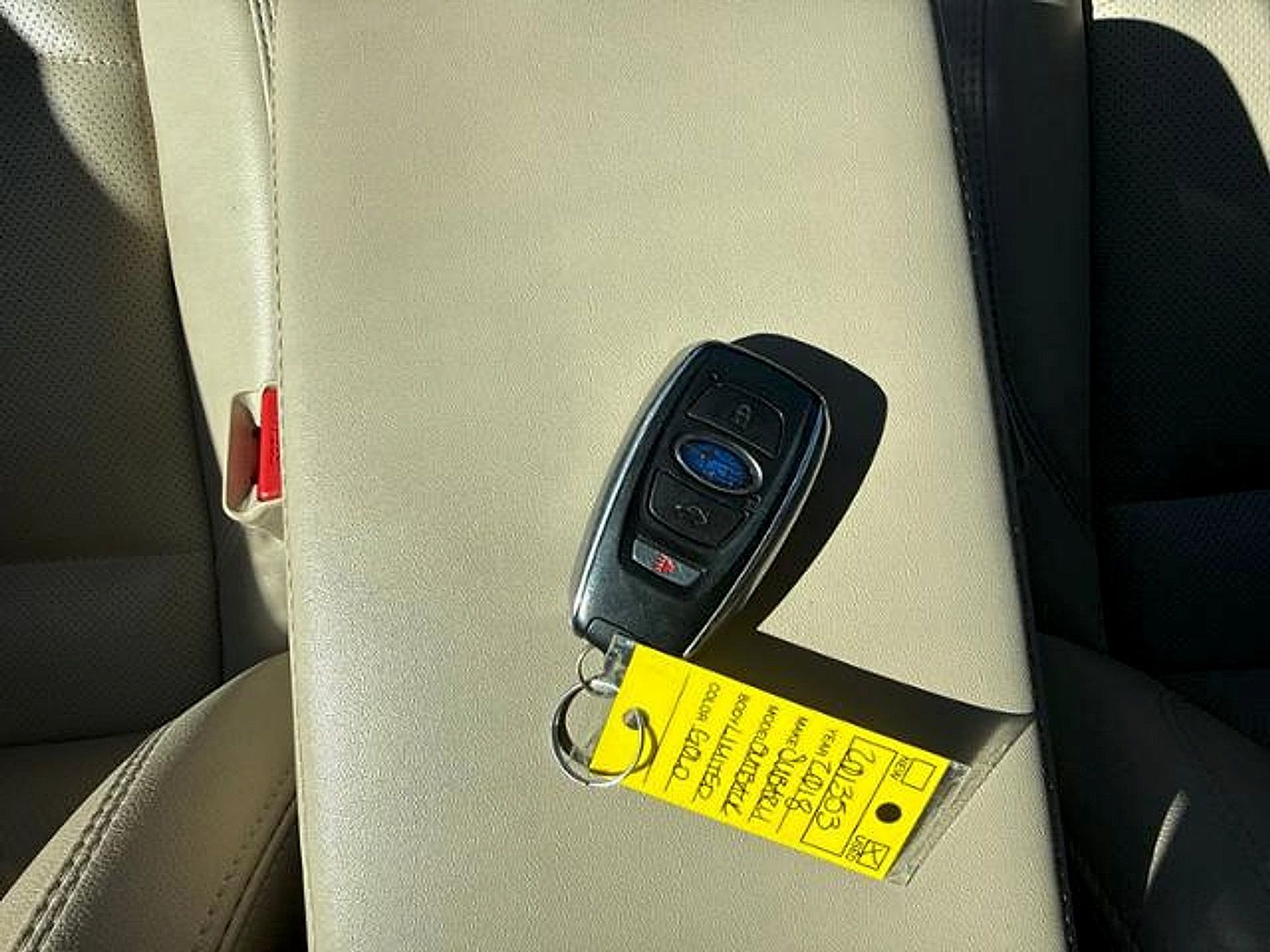 Used 2018 Subaru Outback 3.6R Limited AWD/4WD image 21