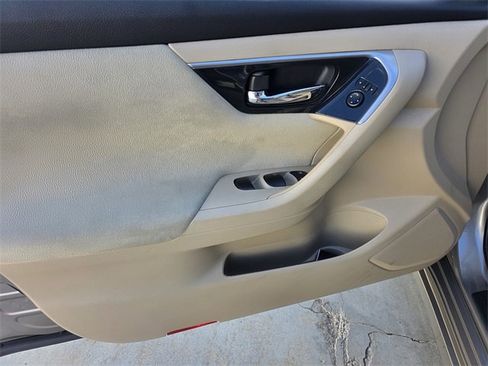 Used 2014 Nissan Altima 2.5 S image 8