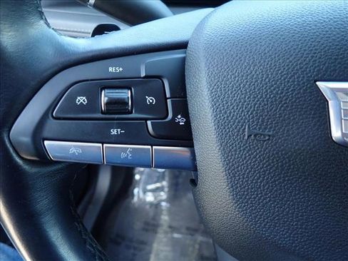 Used 2024 Cadillac XT4 Premium Luxury AWD/4WD image 15