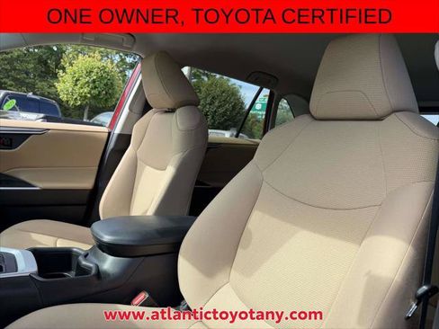 Certified 2023 Toyota RAV4 LE AWD/4WD image 18