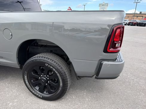 Used 2025 RAM 2500 Big Horn AWD/4WD image 9