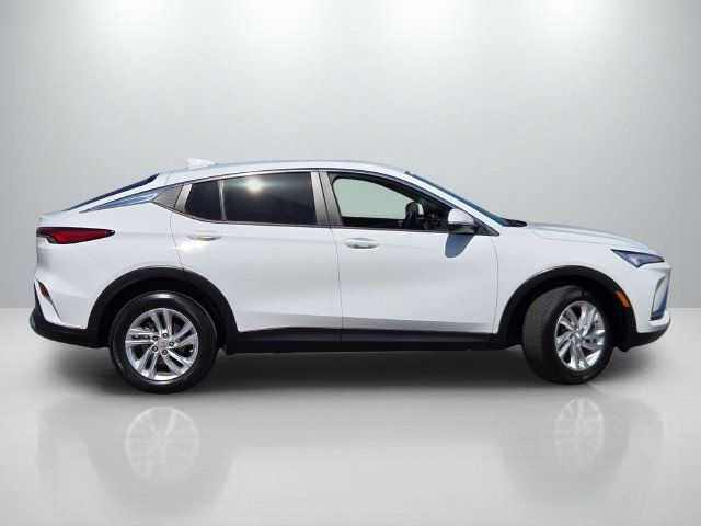 Used 2025 Buick Envista Preferred FWD image 3