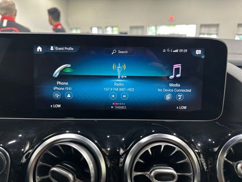 Used 2021 Mercedes-Benz GLA 250 4MATIC image 62