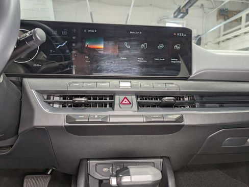 Certified 2025 Kia K4 EX FWD image 31