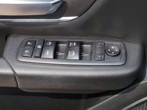 Used 2019 RAM 1500 Big Horn AWD/4WD image 22