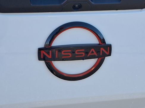 Used 2023 Nissan Frontier PRO-4X w/ Pro-4X Premium Package image 30