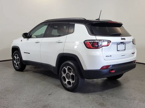 Used 2022 Jeep Compass Trailhawk AWD/4WD image 5